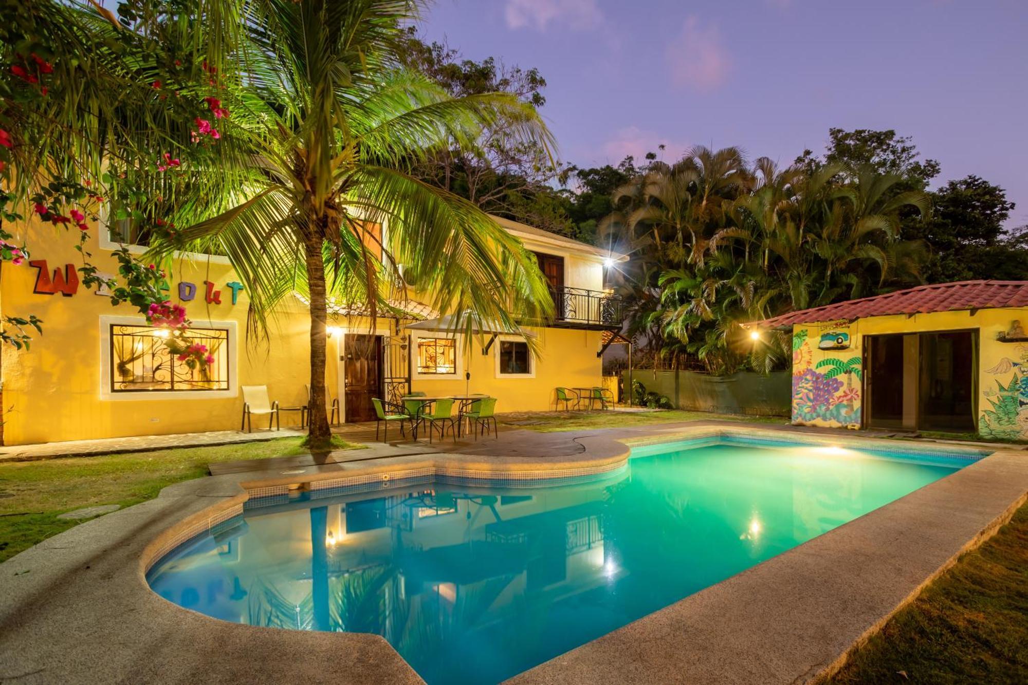 Wipeout Hostel Jaco Exterior photo